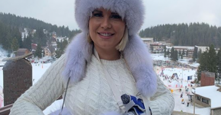 DEA ĐURĐEVIĆ U LOŠEM STANJU, IMALA JE 21 TEŠKU OPERACIJU, RUKA NEPOKRETNA PONOVO: Kroz suze progovorila, živi na LIJEKOVIMA!