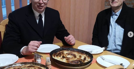 VUČIĆA PITALI ZNA LI KOJA JE RAZLIKA IZMEĐU BUREKA I SIRNICE: Dao je HIT odgovor, oplakali su od smijeha (VIDEO)