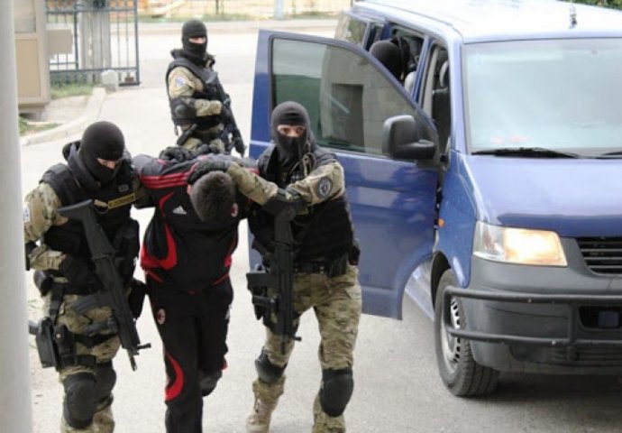 Detalji akcije "Buna" u Mostaru: Ponovo pao diler Adis Burić, prodavao drogu prikrivenim agentima