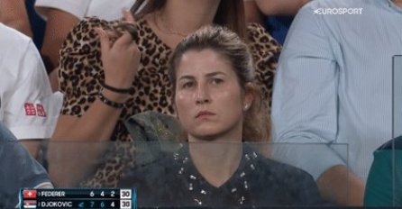 ĐOKOVIĆ RAZBIO FEDERERA, A ONDA SU NA TRIBINAMA SNIMILI MIRKU, KIPTI OD BIJESA: Snimak obišao svijet, SVE SE PUŠI!