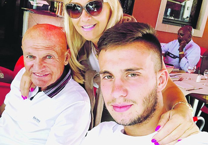 BILA JE VELIKA LJUBAV ŠABANA ŠAULIĆA PRIJE GOCE, NJENE PJESME SVI ZNATE:  Pogledajte kakvo tijelo ima sa 63 godine, MUŠKARCIMA VILICE DO PODA!