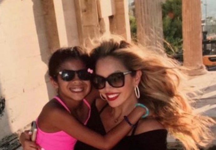 "GLEDAM MOJU DJEVOJČICU OPET NASMIJANU I SRETNU": Vanesa objavila DIRLJIVU sliku svoje kćerke, RIJEČI KOJE KIDAJU DUŠU!