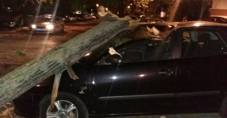 STRAVIČNO NEVRIJEME RUŠILO SVE PRED SOBOM, IMA POVRIJEĐENIH: Hitno hospitalizovani, ALI STIŽE JOŠ JAČI UDAR!