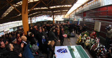 ANKETA: Jesu li čelni ljudi Grada Sarajeva pogriješili kada su danas sugrađane ubijene na pijaci Markale nazvali terminom stradali, a ne pobijeni?