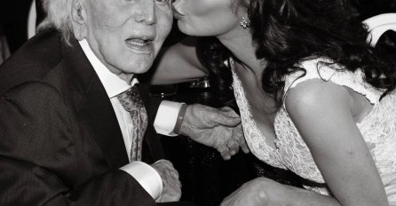 DIRLJIVOM PORUKOM OPROSTILA SE OD SVEKRA KIRKA DOUGLASA: Suze same teku, pogledajte potresnu objavu glumice