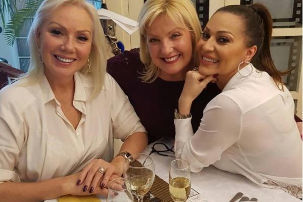 155327-lepa-brena-ls