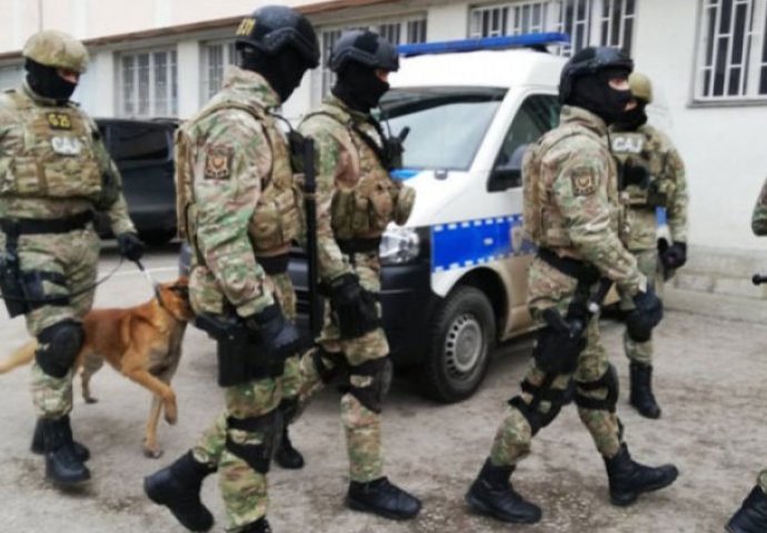 Akcija "Maglić": Hapšenja i pretresi na 28 lokacija, pronađena veća količina novca, oružja i municije