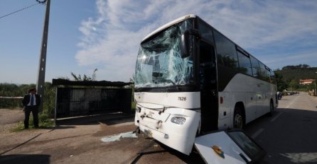 TRAGEDIJA: U stravičnoj nesreći poginulo 14 osoba