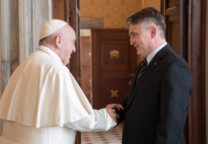 Komšić - Papa: Vatikan će i dalje pružati podršku BiH kao multietničkoj državi