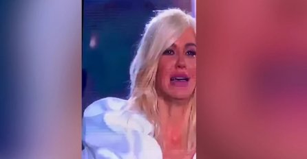 SUZE SU JOJ LILE NIZ LICE, EVO ŠTO JE NATAŠA PLAKALA NA SVOM KONCERU, SVE ZBOG NJE: Procurila tajna koju dosad NIKO NIJE ZNAO!