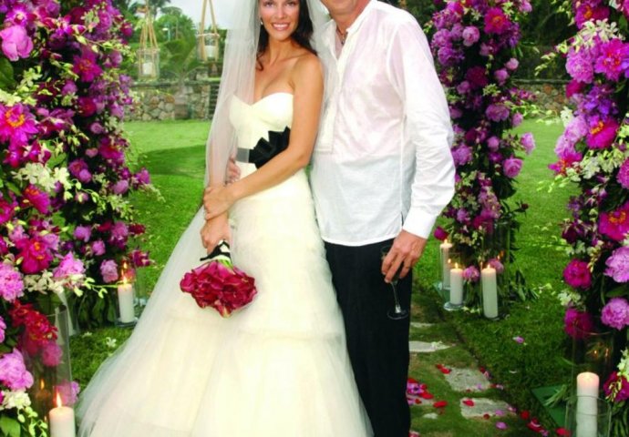 Ivana se udala za osnivača "GOOGLE-A", postala jedna od NAJBOGATIJIH SRPKINJA: Pogledajte kako danas živi, LUKSUZ OD KOJEG PAMET STAJE (FOTO)