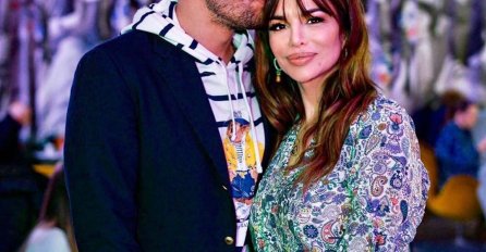 IGOR KOJIĆ POSLAO POLJUPCE OVOJ ŽENI ZA DAN ZALJUBLJENIH: Objavio sliku, SEVERINE NIGDJE (FOTO)