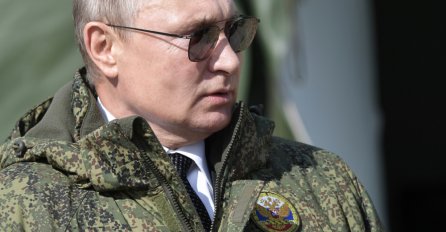 ŽENI SE PUTIN, PRELIJEPA RUSIKINJA LJEPOTOM OČARALA SVIJET, PRED SVIMA GA ZAPROSILA: Uskoro veliko slavlje, cure detalji (VIDEO)