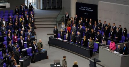 Ministar zdravlja Njemačke: Otkazati skupove, mora se brže reagovati