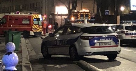 Pucnjava u džamiji u Parizu: Najmanje jedna osoba teško povrijeđena, traga se za napadačem