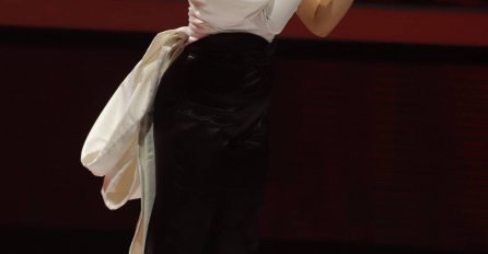 MIMI U PRVOM KRUGU NIKO OD ŽIRIJA NIJE UZEO, ALI JE UZEO DŽENAN LONČAREVIĆ: Sad se pojavila u DRUGOM KRUGU, ŽIRI U ŠOKU, ŠTA JE OVO URADIO OD NJE?! Predviđaju joj i FINALE