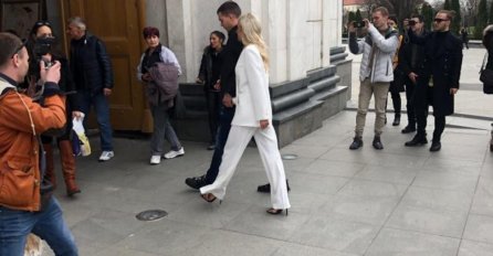 OVO JE BRENINA NOVA SNAHA, VIKTOR POKAZAO DJEVOJKU, ZANOSNA PLAVUŠA: Svi su zanijemili kad su je ugledali u BIJELOM ODIJELU (FOTO)