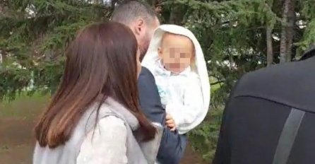 NIKO U BRENU NIJE GLEDAO, NA KRŠTENJU SE POJAVILA BOBINA BIVŠA ŽENA I FILIPOVA MAJKA: Kad su vidjeli kakva je ljepotica, svima DAH STAO