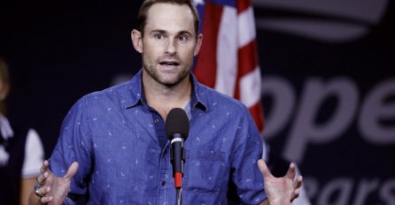 KOLIKO SMO J***NO GLUPI?! Bivši teniser objavio ŠOK snimak o sramnom ponašanju ljudi dok traje pandemija!