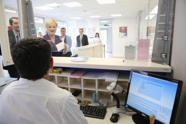 685269-posta-srbije01-beta-vuk-brankovic-igor-djukanovic-ls