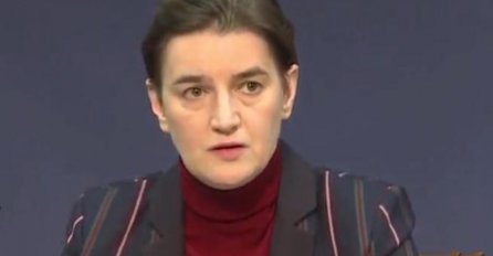 NOVINAR OBJAVIO SLIKU ANE BRNABIĆ IZ DJETINJSTVA, SVI PRIČAJU SAMO O JEDNOM DETALJU: Pogledajte kako je izgledala (FOTO)