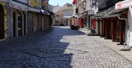 PUSTE ULICE: Sunce nije izmamilo Mostarce i Mostarke vani