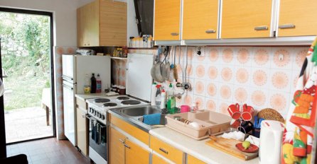 OVO JE DOM U BOKI U KOJEM ŽIVI POZNATA SRPSKA PJEVAČICA: Ovako izgleda unutrašnjost, nećete vjerovati KAD ČUJETE KO JE ONA (FOTO)