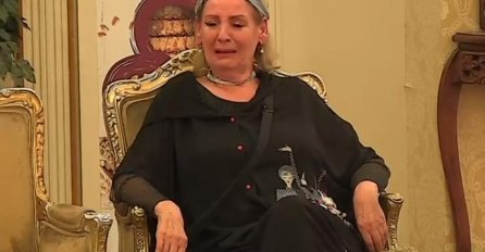 TUŽNE VIJESTI, U PITANJU JE LEPA LUKIĆ: Pjevačica u užasnom stanju