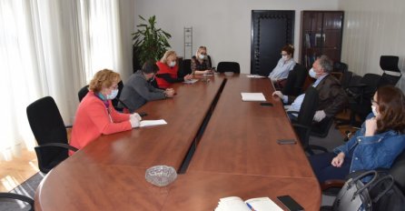 Krizni štab Ministarstva zdravstva KS: Poziv građanima da ograniče kretanja