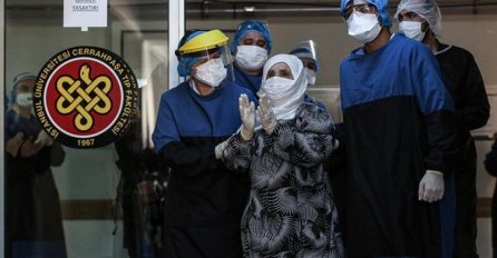 U Turskoj od koronavirusa izliječena 93-godišnja pacijentica