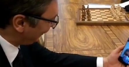 ALEKSANDAR VUČIĆ VEČERAS NA RTS-U SAOPŠTIO NAJNOVIJU ODLUKU: Spomenuo vanredno stanje i policijski čas