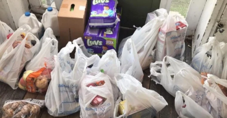 STANODAVAC JE NAZVAO I REKAO DA IZAĐE ISPRED VRATA: Kad je ovo ugledala OSTALA JE BEZ RIJEČI, svaka čast dobri čovječe (FOTO)