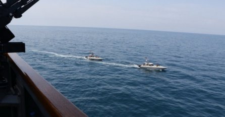 Irasnki vojni brodovi opasno se približili američkim