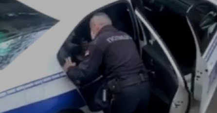OGLASIO SE KOLEGA POLICAJCA KOJI JE ŠAMARAO MLADIĆA U AUTU: Svi ga osuđuju, A EVO ZAŠTO GA JE UDARIO, potpuni preokret!
