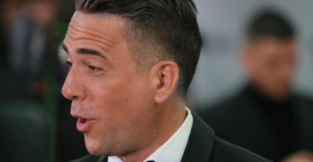 ŽELJKO JE UVIJEK VAŽIO ZA GOSPODINA, A SAD JE JAVNO IZVRIJEĐAO ŽENU: Ljudi osudili njegovo ponašanje, oglasio se i poznati glumac!