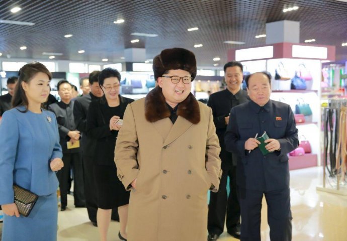 ČITAV SVIJET BRUJI O NJEMU: Poznato zbog čega je Kim Jong-un LAŽIRAO VLASTITU SMRT, evo šta ga je dodalo