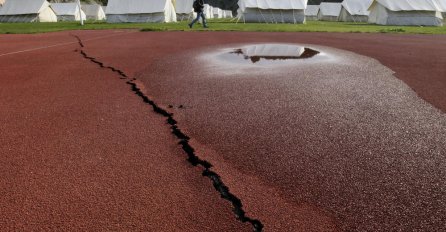 CIJEPA SE TLO, UDARIO JAK ZEMLJOTRES, STIGLE PRVE INFORMACIJE: Saopštena i jačina