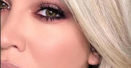 MILICA TODOROVIĆ SAOPŠTILA PREDIVNE VIJESTI, ČESTITKE PLJUŠTE: Pjevačica sva u zlatu,NE SKIDA OSMIJEH S LICA