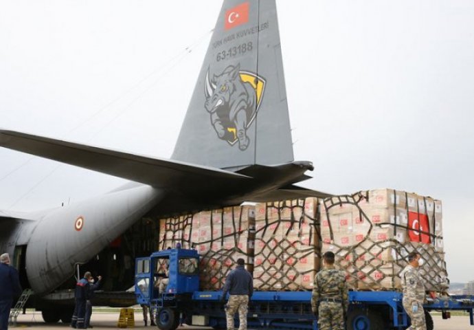 Turska ponovo poslala SAD pomoć u medicinskoj opremi