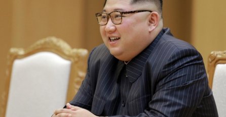 POTPUNO RASKRINKALI KIMA Vođa zgrće bijesne milione, otkriveno čime trguje