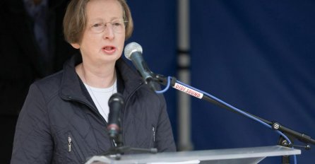 Svi koji dolaze u Hrvatsku, moraju prije toga napraviti PCR test