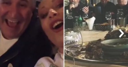  (VIDEO) KOJI JE UZEMIRIO BH JAVNOST: Usred Ramazana i policijskog sata naši pjevači i političari DERNEČE 