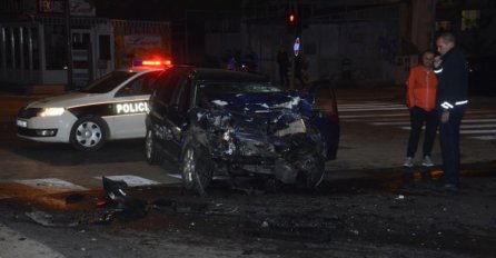 MOSTAR U sudaru dva Golfa povrijeđene dvije osobe