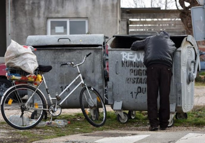 Poučna priča: Sakupljač kartona