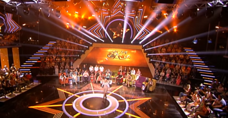 UTOPILA SE SESTRA POZNATE FOLKERKE! Njenoj boli nema kraja! Zbog ovih pjevačicinih riječi SLEDIĆE VAM SE KRV U ŽILAMA! (FOTO)