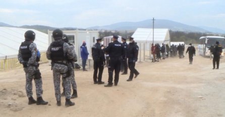 POBUNA MIGRANATA U LIPI: Policija pucala u zrak!