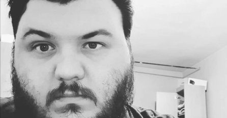 "DOBAR UMIRE MLAD..", OGLASIO SE JALA BRAT POTRESNOM OBJAVOM, IZGUBIO GA JE: Reperi se opraštaju od kolege! (FOTO)