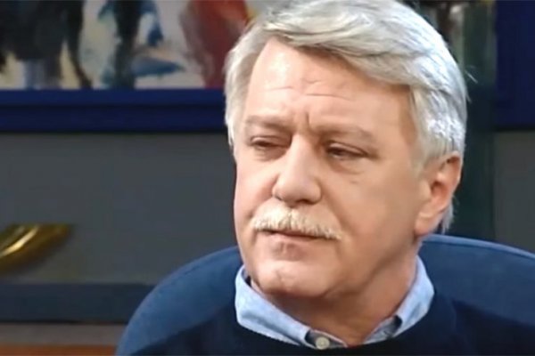 BIO JE LIJEP KAO APOLON, a onda se borio sa teškom bolešću: OVAKO ALJOŠA VUČKOVIĆ DANAS IZGLEDA, evo gdje je uslikan