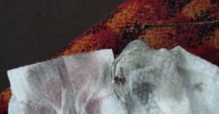 GRAĐENI ZGROŽENI, POGLEDAJTE ŠTA JE SNIMLJENO U TRAMVAJU U SARAJEVU: Kako ih nije stid??