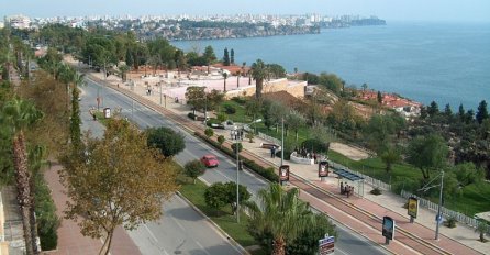 Nezapamćene majske vrućine u Antaliji, izmjerena temperatura od 42,7 stepeni